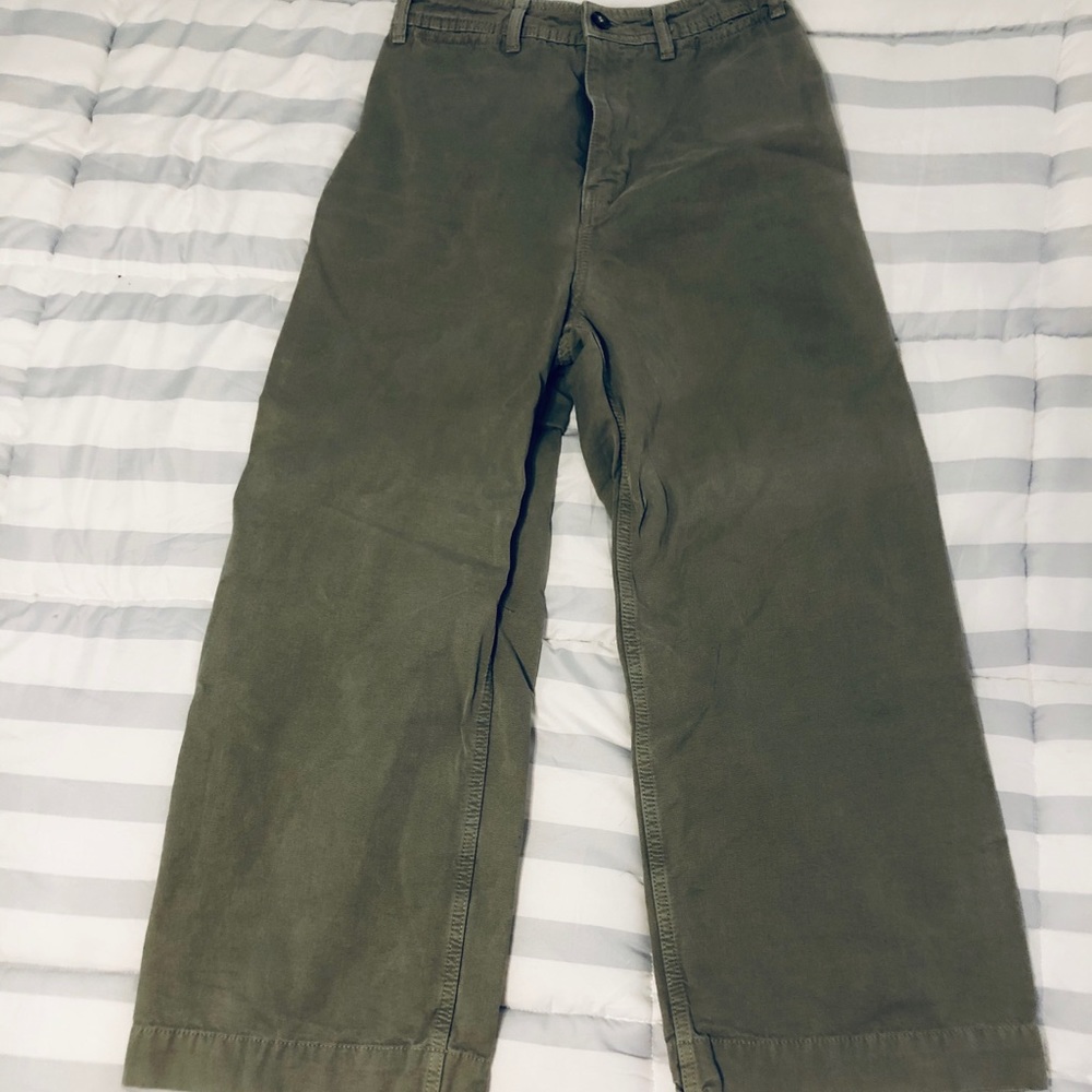 {We The Free} Green Wide Leg Cropped Pants